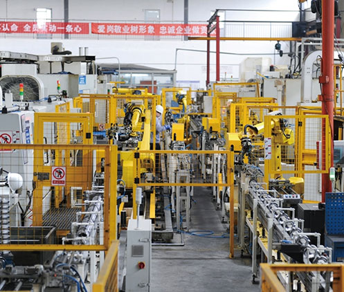 枢纽机械人集成应用（地轨式）